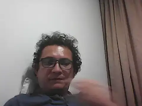 Bombi22 online show from 12.20.25