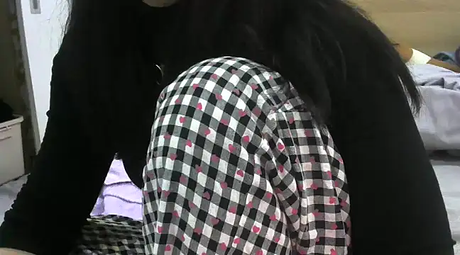 Eva-Public online show from 01.05.25
