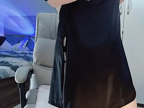 Eva-Public online show from 01.13.25