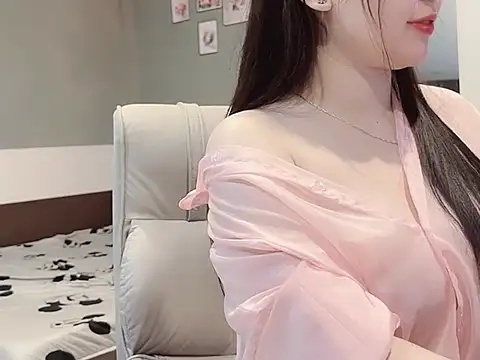 Eva-Public online show from 02.03.25