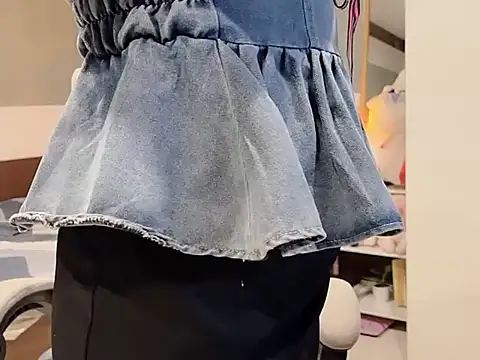 Eva-Public online show from 02.20.25