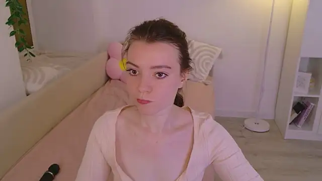 Lana  Cute  online show from 07.13.26