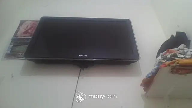 Snapshot of lunaxxxtreme chatting on 02.25.25 lunaxxxtreme online show from 02.25.25