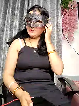sexy bhabhi69 online show from 01.08.25