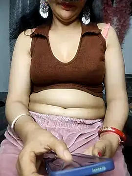 sexy bhabhi69 online show from 03.18.25