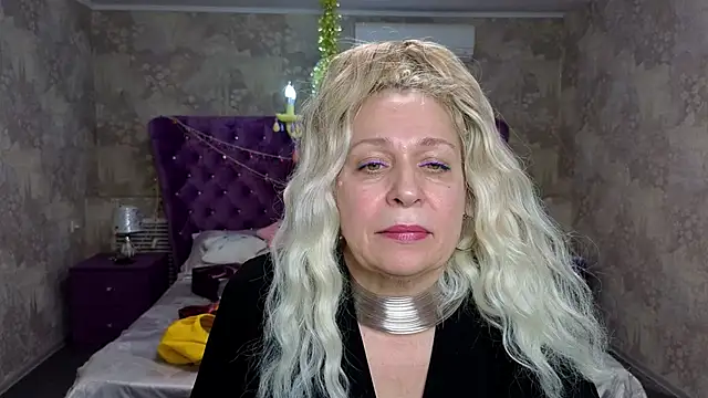 Penelope Pinky online show from 01.19.25