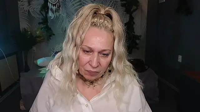 Penelope Pinky online show from 01.20.25