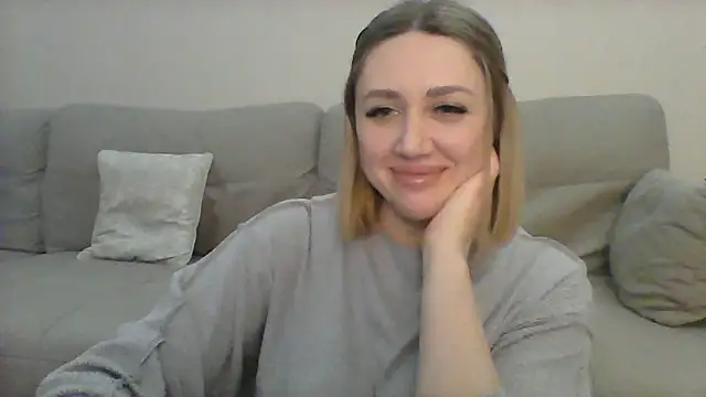 VickyLove047 online show from 01.04.25