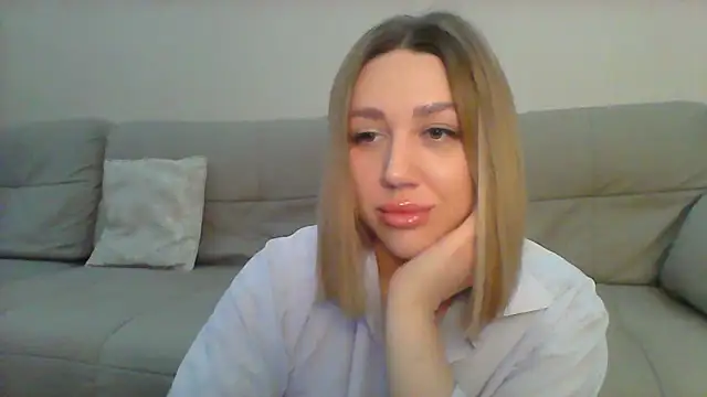 VickyLove047 online show from 02.14.25