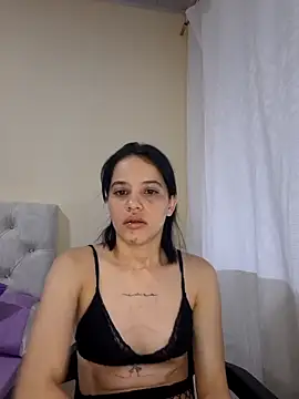 Snapshot of franchezkavegaaa chatting on 10.07.25 franchezkavegaaa online show from 10.07.25