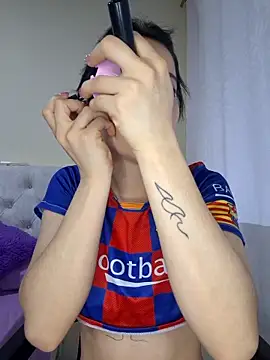 Snapshot of franchezkavegaaa chatting on 10.12.25 franchezkavegaaa online show from 10.12.25