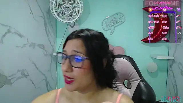 Snapshot of karime_sexygirl chatting on 03.09.25 karime sexygirl online show from 03.09.25