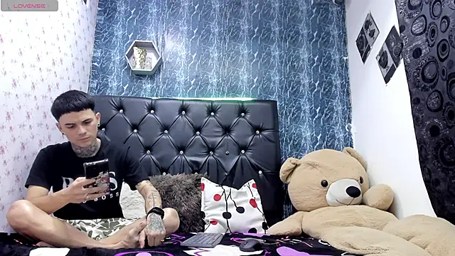 exotic hot couple online show from 02.04.26