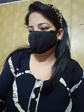 hornycoupleJandS online show from 05.18.26