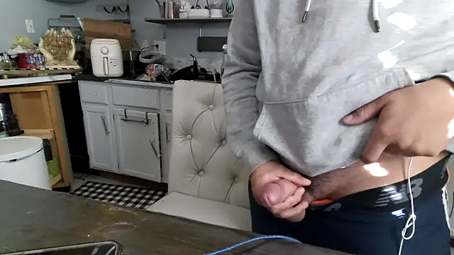 Snapshot of meximaloo1 chatting on 10.27.25 meximaloo1 online show from 10.27.25