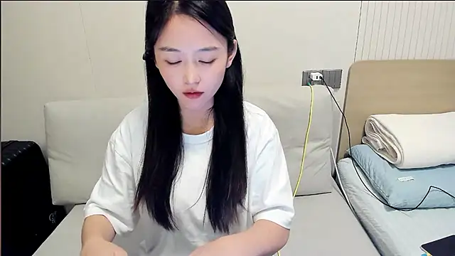 Snapshot of CN-Babycat chatting on 09.21.25 CN-Babycat online show from 09.21.25