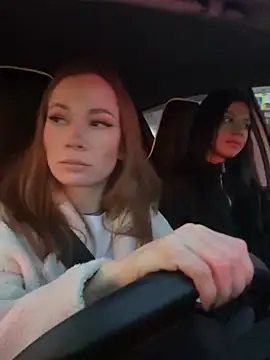 JulliaVegas online show from 12.20.24