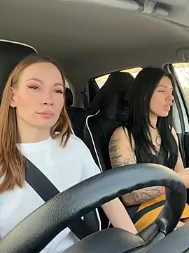 JulliaVegas online show from 12.20.24
