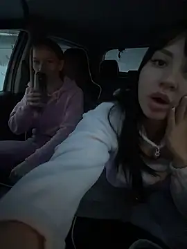 JulliaVegas online show from 12.02.25