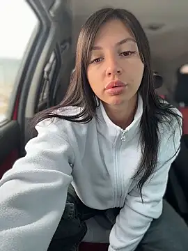 JulliaVegas online show from 04.16.26