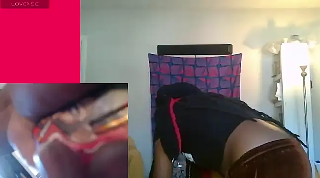 Snapshot of cum2mary_ chatting on 12.22.24 cum2mary online show from 12.22.24