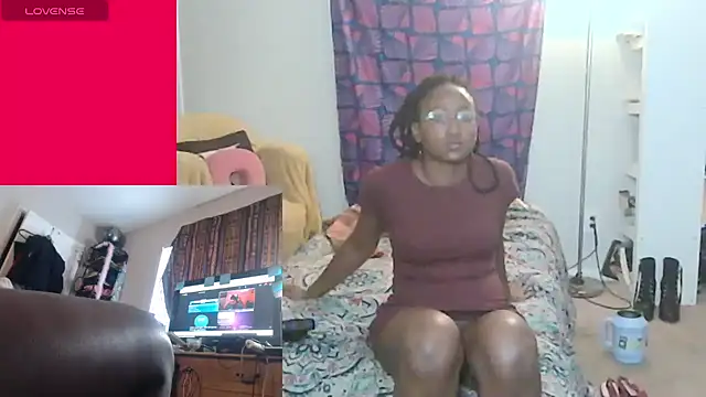 Snapshot of cum2mary_ chatting on 12.27.24 cum2mary online show from 12.27.24