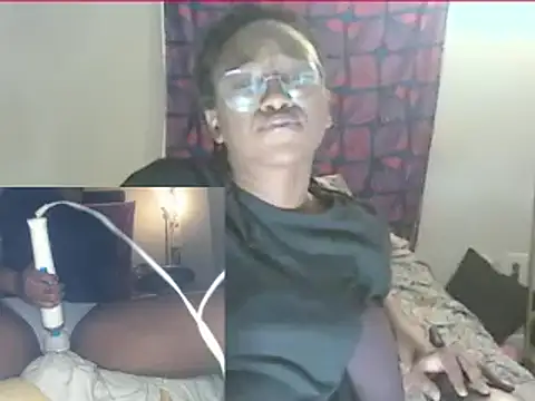 Snapshot of cum2mary_ chatting on 01.07.25 cum2mary online show from 01.07.25