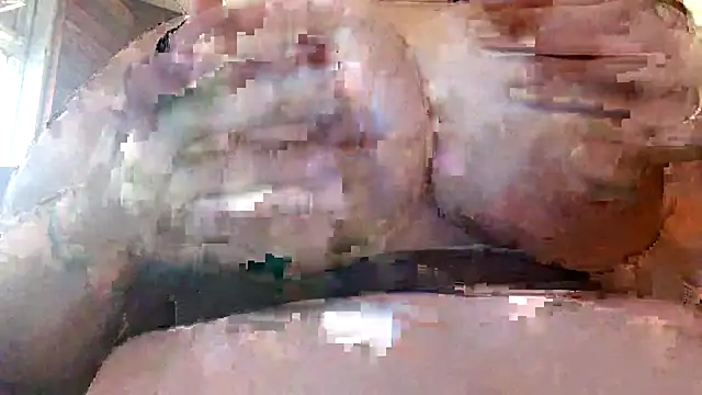chrissybear84 online show from 06.19.26