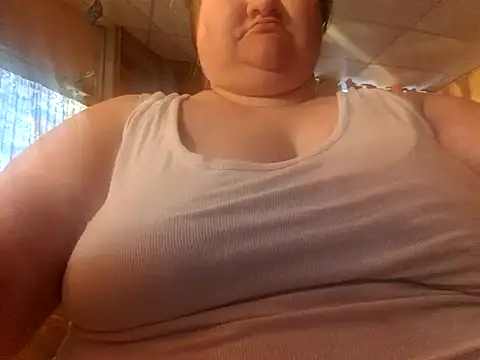 chrissybear84 online show from 06.24.26