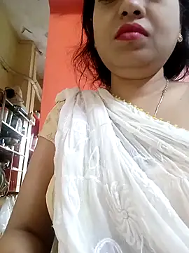 Snapshot of sunita-doll chatting on 10.07.25 sunita-doll online show from 10.07.25