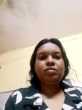 Snapshot of sunita-doll chatting on 11.22.25 sunita-doll online show from 11.22.25