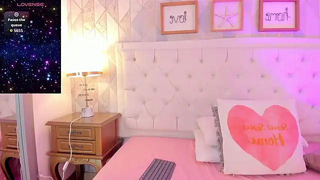 rebeca watsson online show from 02.10.26