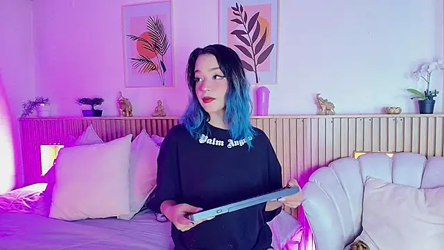 EmmaJhonnsson online show from 02.14.25