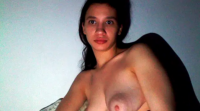 Snapshot of maiaandreea chatting on 12.18.24 maiaandreea online show from 12.18.24