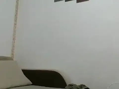 Snapshot of maiaandreea chatting on 12.28.24 maiaandreea online show from 12.28.24