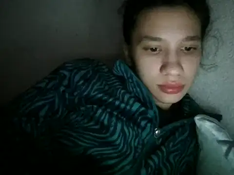 Snapshot of maiaandreea chatting on 03.08.25 maiaandreea online show from 03.08.25