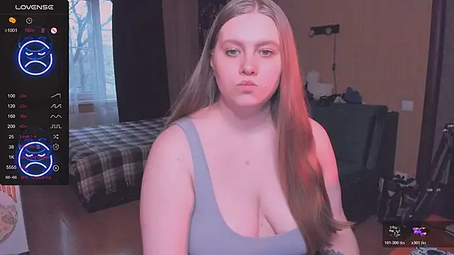 Snapshot of Alice_Dreamgirl_ chatting on 11.07.25 Alice Dreamgirl online show from 11.07.25