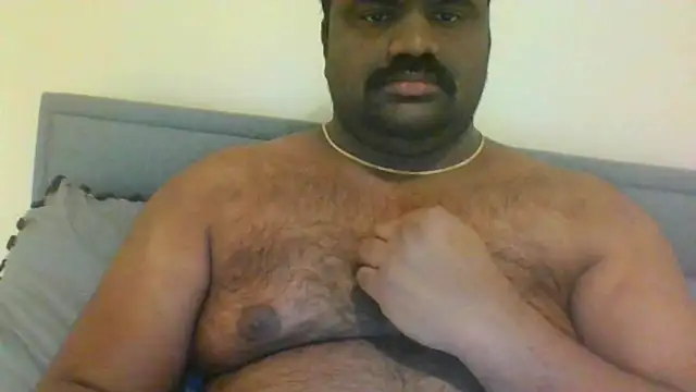 Snapshot of indianbearbot chatting on 01.09.25 indianbearbot online show from 01.09.25