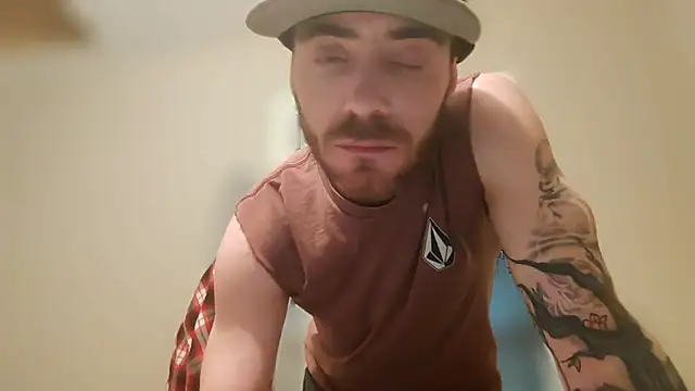 Huntzg23 online show from 01.14.26