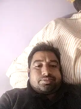 Snapshot of thagun chatting on 12.16.24 thagun online show from 12.16.24