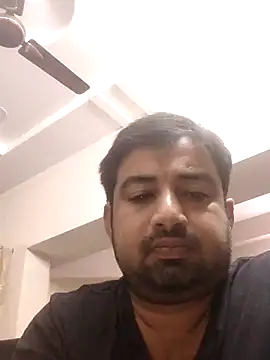 Snapshot of thagun chatting on 12.17.24 thagun online show from 12.17.24