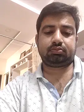 Snapshot of thagun chatting on 12.18.24 thagun online show from 12.18.24
