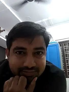 Snapshot of thagun chatting on 12.24.24 thagun online show from 12.24.24