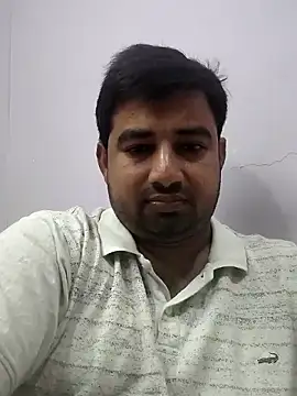 Snapshot of thagun chatting on 02.14.25 thagun online show from 02.14.25