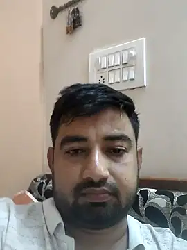 Snapshot of thagun chatting on 03.17.25 thagun online show from 03.17.25