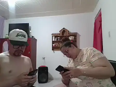 Snapshot of pecadodulce123 chatting on 02.13.25 pecadodulce123 online show from 02.13.25