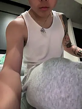 kuma0908 online show from 04.18.26