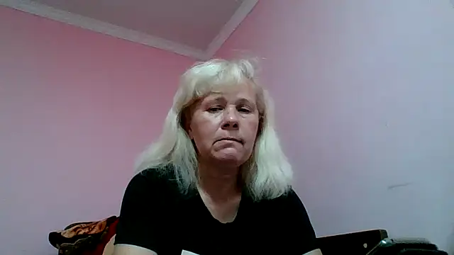 Snapshot of sakura_blonde chatting on 01.11.25 sakura blonde online show from 01.11.25