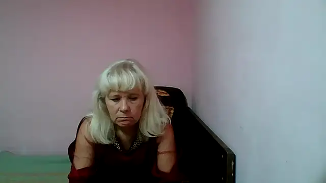 Snapshot of sakura_blonde chatting on 02.19.25 sakura blonde online show from 02.19.25