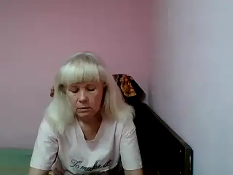 Snapshot of sakura_blonde chatting on 03.04.25 sakura blonde online show from 03.04.25